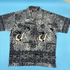 VTG 90’s Pineapple Connection Dragon Print Short-Sleeve Button Down Shirt